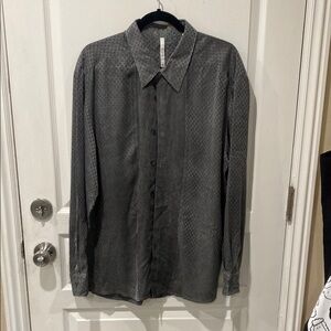 Axis 100% silk Men's Gray Button-Up Shirt